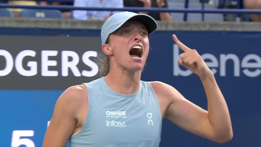 Charobillardmi's tweet photo. Iga Świątek is No. 5 in the world.

She was No. 8 heading into Toronto — her lowest ranking since 2022.

Now NBO champ, 9 straight wins, Cincinnati QFs.

She leads H2Hs vs. Sabalenka (8-5) &amp; Gauff (11-5).

Is Iga quietly becoming the player to beat heading into the Us Open? 👀 https://t.co/LhA8ZpR5IP