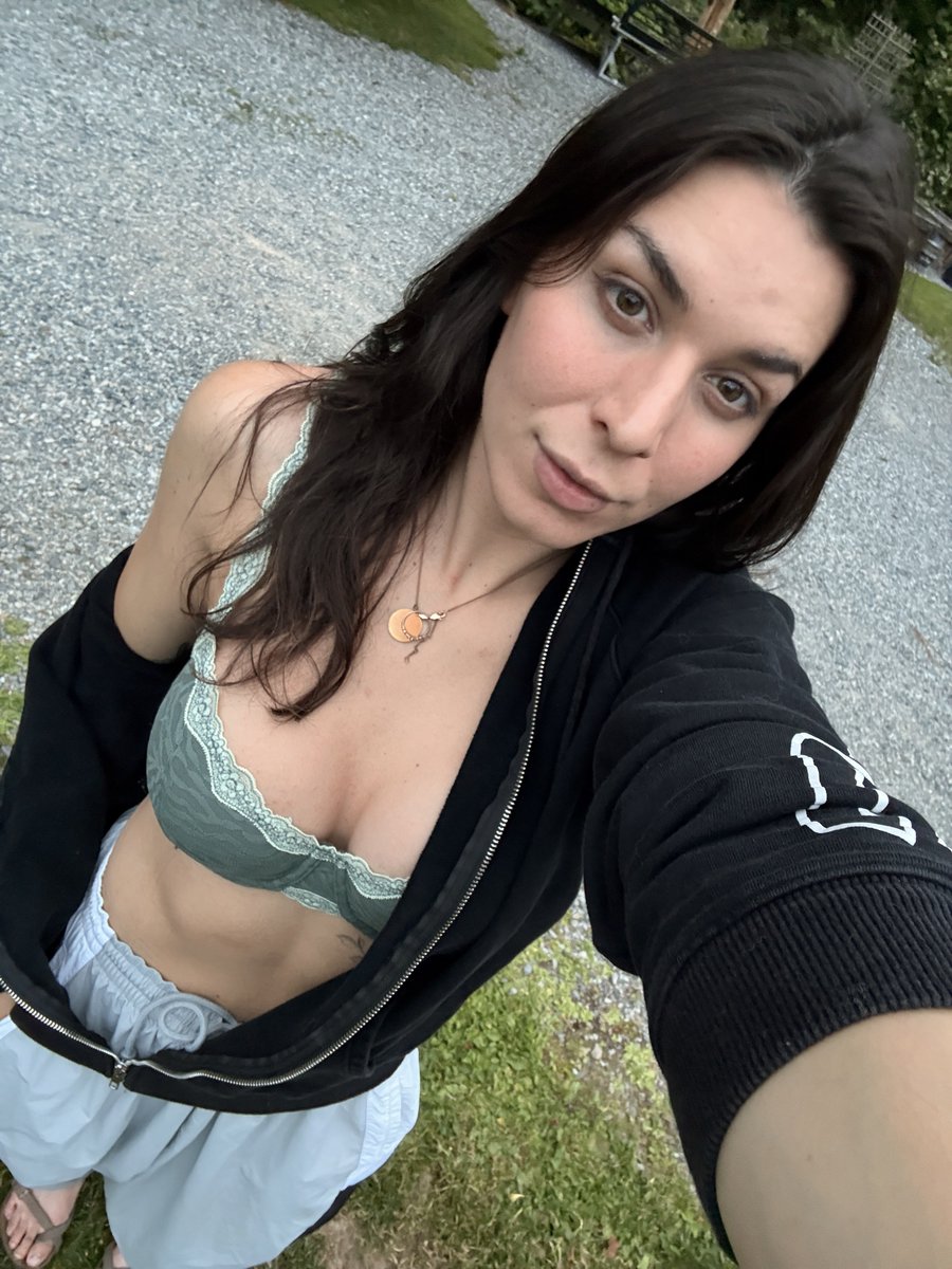 Littlecib847's tweet photo. @babyshailo 🏳️‍⚧️🏳️‍⚧️🏳️‍⚧️ https://t.co/GNJ1fk4cTE