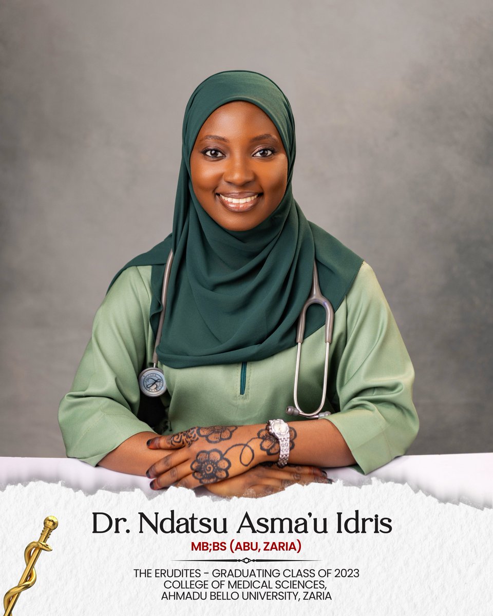Asmau_ndatsu's tweet photo. Officially a graduado. Alhamdulillah! https://t.co/3Hfro56p8C