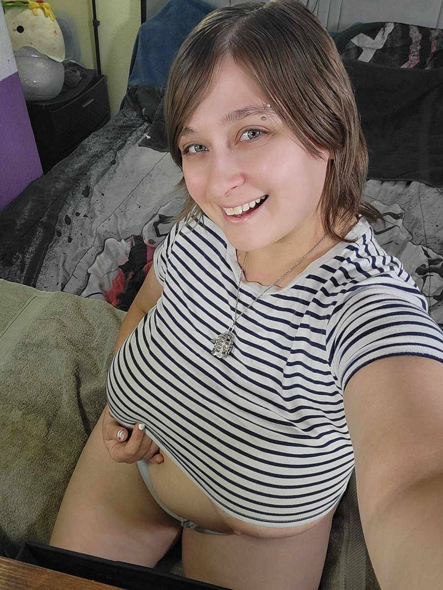 Chloenightmare3's tweet photo. Live right now!!
https://t.co/FPwno6sJAl https://t.co/Izgo3ECF4p