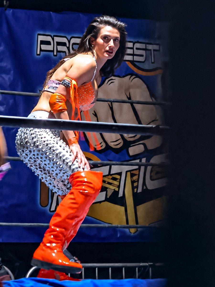 ChannelofDivas's tweet photo. @AmberNova73 on @PWAEvents https://t.co/bptRZ99Xzi