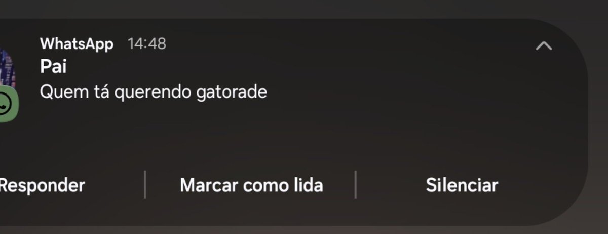 iknaristotle's tweet photo. minha irmã é a pessoa com a imunidade mais baixa aq em casa e esse é o meu pai esquecendo desse detalhe https://t.co/1zWnkq1Wg6