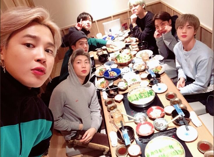 _daseir's tweet photo. #kookminau | The Alpha's Gang | #jikookau

𝙅𝙈 es el único omega de su grupo de amigos, todos los demás son alfas sobre protectores con él, hasta que conoce a 𝙅𝙆, un omega demasiado tierno y amable que hace que sus barreras caigan poco a poco. https://t.co/dkF6wfdMBT