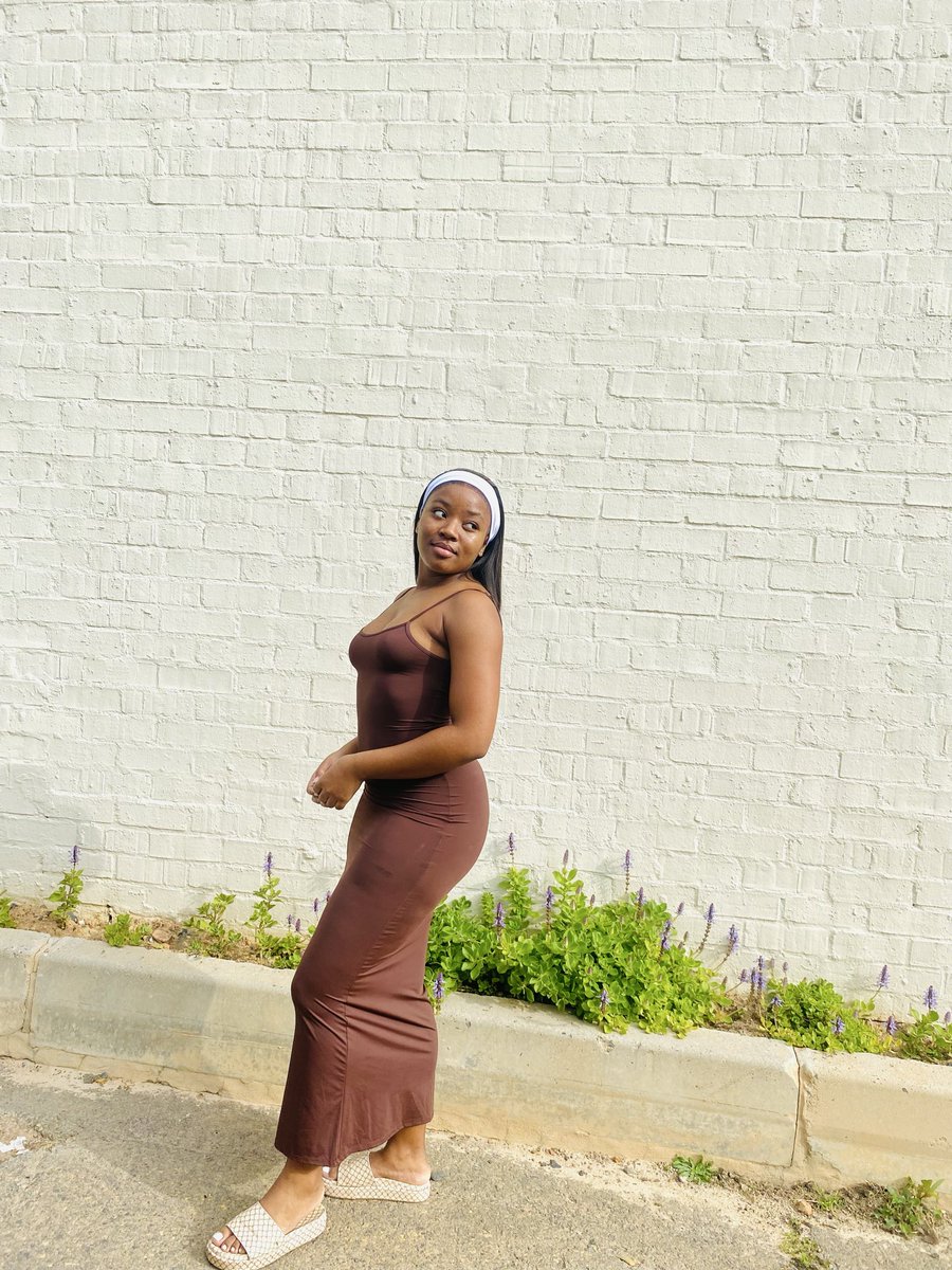 EmihleRobo's tweet photo. Body is ☕️ 🥹 https://t.co/ufawXEBLww