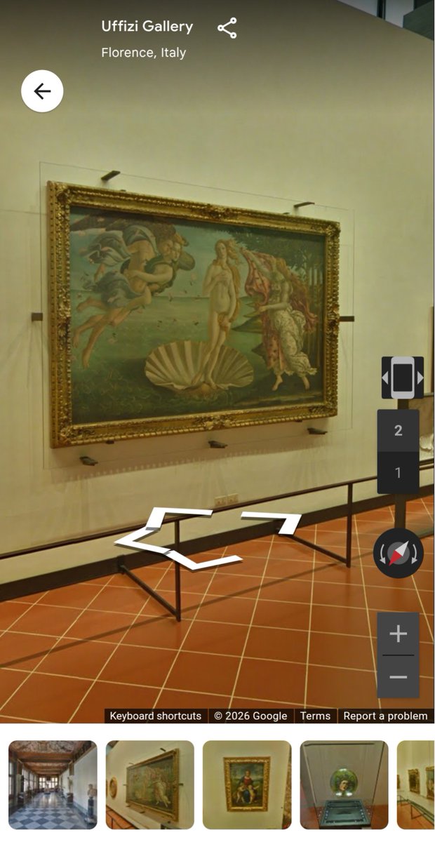 Ioglady's tweet photo. bored at work i'm looking at the uffizi gallery through street view https://t.co/H9NH6SqFnU