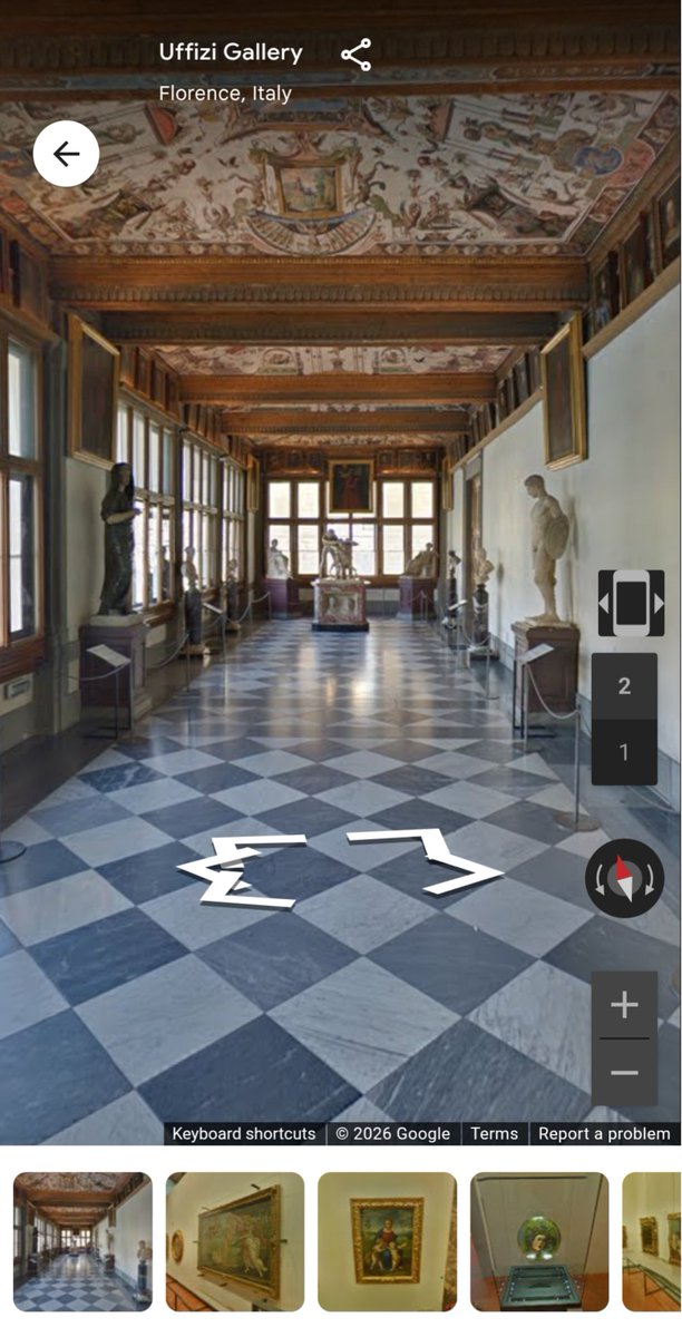 Ioglady's tweet photo. bored at work i'm looking at the uffizi gallery through street view https://t.co/H9NH6SqFnU