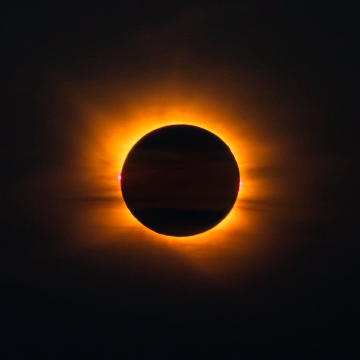 Astro_Ptolemy's tweet photo. Can’t believe this was over a week ago… truly the most mesmerising experience of my life! https://t.co/n1AsfQ1gjG