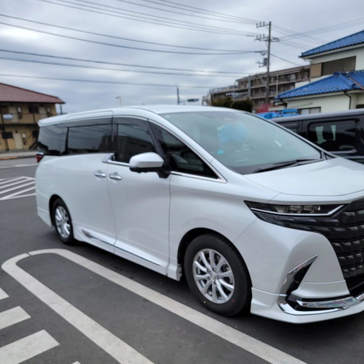 mitu8269's tweet photo. 今度の土曜日は、車検です新型アルファードももう３年早いな😔🚙 https://t.co/7pSETReno1