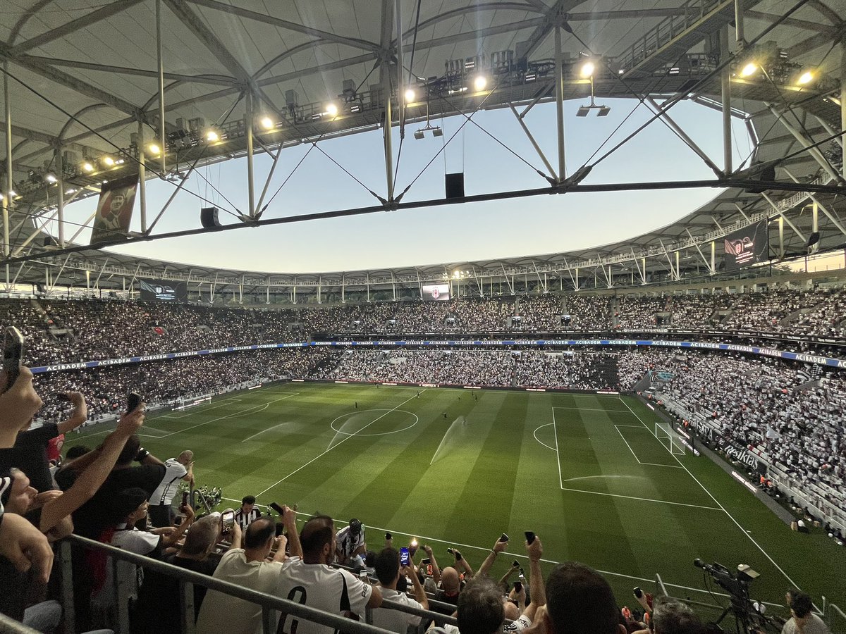 hamdikarakaya0's tweet photo. 🦅🙌 https://t.co/eNaeGrHedt