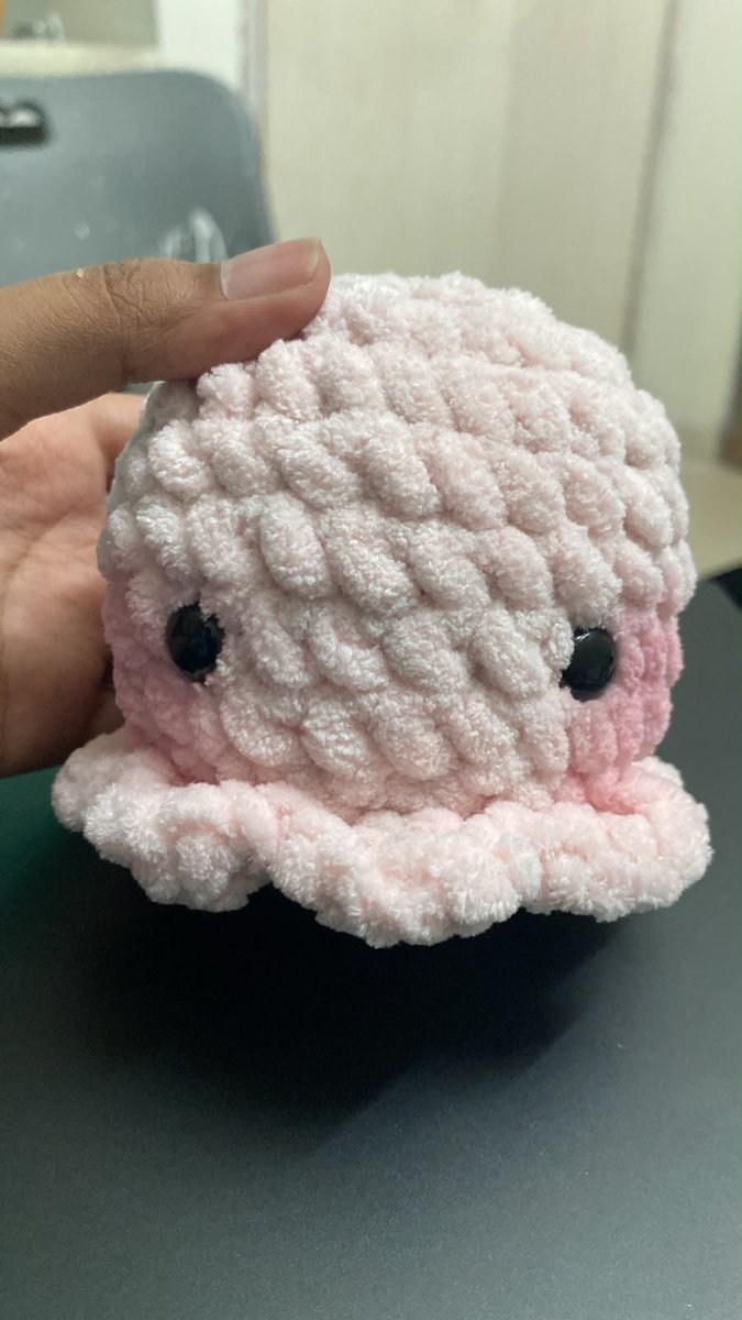 _adorebts's tweet photo. Crochet progress https://t.co/miS7aAVkUX