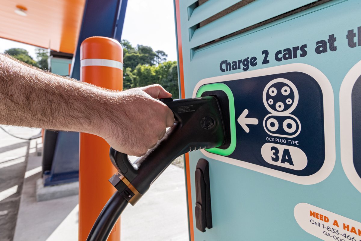 Hyundai's tweet photo. From August 20 – September 30, @ionnaofficial is offering a 20% discount on charging for Hyundai EVs that use In-App Charging or Plug &amp; Charge! 🎉 https://t.co/f6vswxkUdD