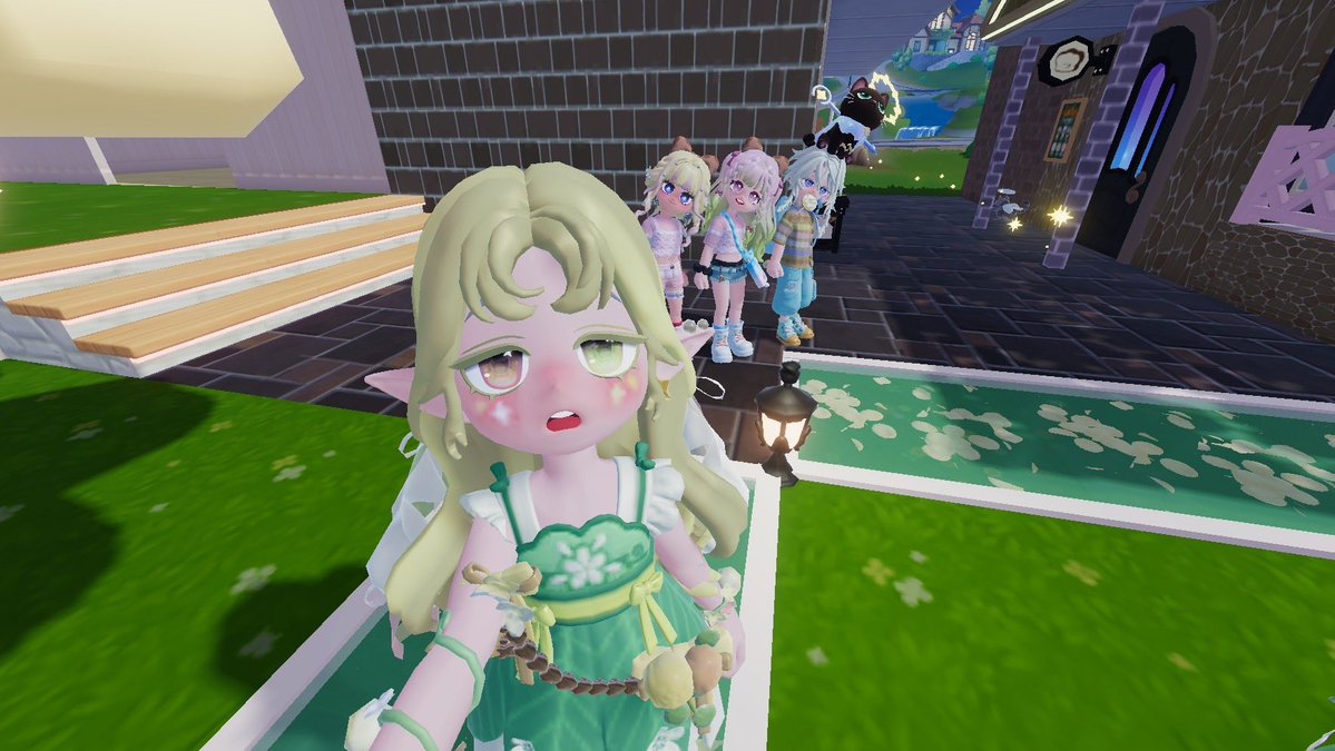 nenei0521's tweet photo. 自撮りプロフに載せたいけどドアップすぎたからこの撮り方で！！すっごい可愛い︎🫶💕
 #ハートピア  #ハートピアスローライフ https://t.co/PFdhZZzcZq