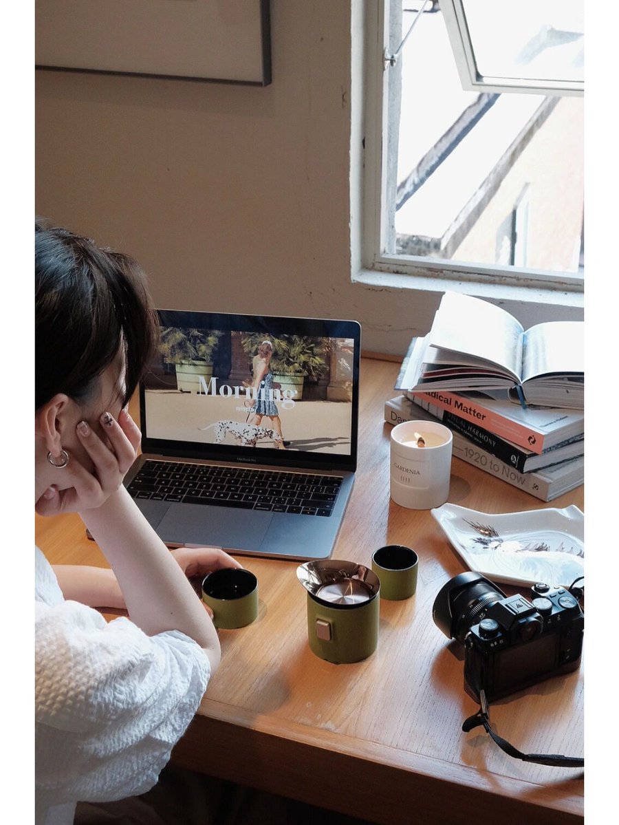 akralkaev's tweet photo. Chilling with my favorite tea and a cozy playlist on a lazy Sunday afternoon—this is what real relaxation feels like ， https://t.co/vV9j2oOjpg