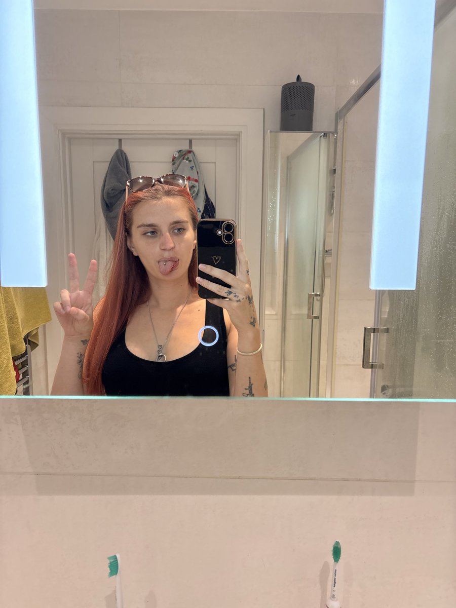 mummy_mitchell's tweet photo. Online for sessions &amp; drains✌🏻

Findom paypig fincuck 18+ ukseller https://t.co/Ur7BQZ0NXV