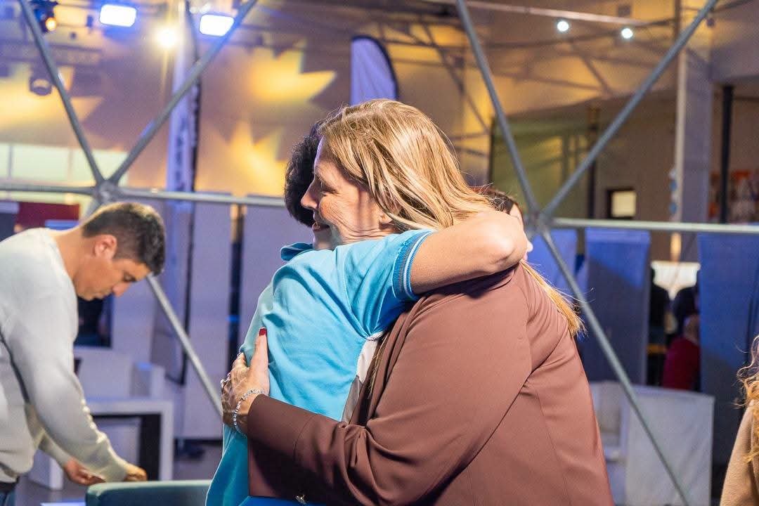 riojavip_'s tweet photo. LOS JÓVENES RIOJANOS ELIGEN A @GabyPedrali ❤️🫶

EXPO RIOJA FUTURA: IDEAS, TALENTO Y CONOCIMIENTO RIOJANO QUE SE TRANSFORMAN EN OPORTUNIDADES

@QuintelaRicardo @GobDeLaRioja https://t.co/9Vx7UNevVj
