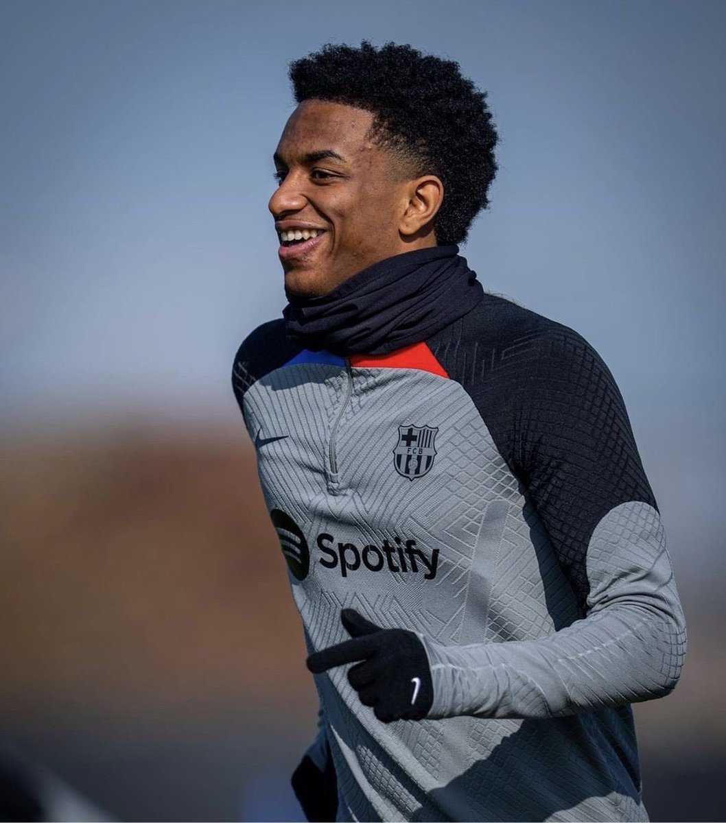 DukeDennis_00's tweet photo. Balde has by far been the best LB for Barca since Jordi Alba left, few improvements and he's good to go for years to come. https://t.co/UjnSTQWjSk