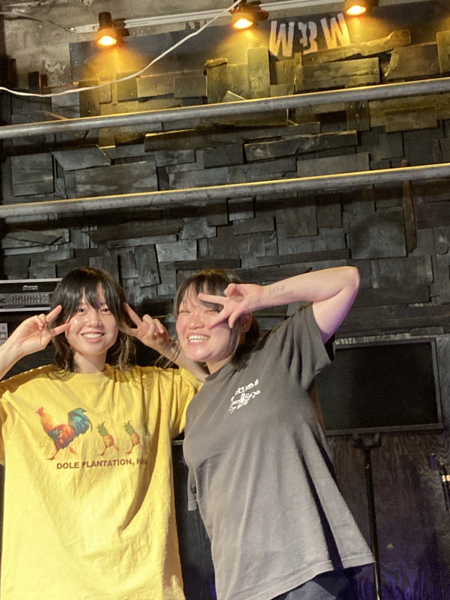 krr0rrr's tweet photo. 昨日はもね助さんとのツーマンでした！
いきなり告知でも来てくれた人がいてHAPPY🐓🍍ありがとうございました
自分も新しいことやってみたりしているよ
日々精進！ https://t.co/BUvuCM7FEY