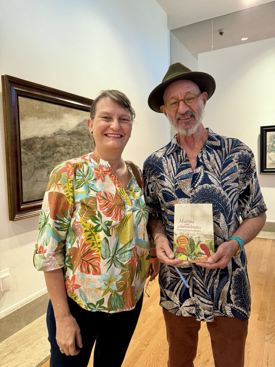 PatriciaSchaefR's tweet photo. #LaVida nos invita a conocer la obra de #ArmandoReveron, el genio pintor protagonista de mi novela #MarinaConAlmendrones, a la venta en la tienda del Museo de Arte de Puerto Rico @MAPR y en Amazon ❤️ #venezuela #novela #vangogh #arte #luz #color #laguaira #macuto #edicionesscriba https://t.co/sZB1vtdGEO