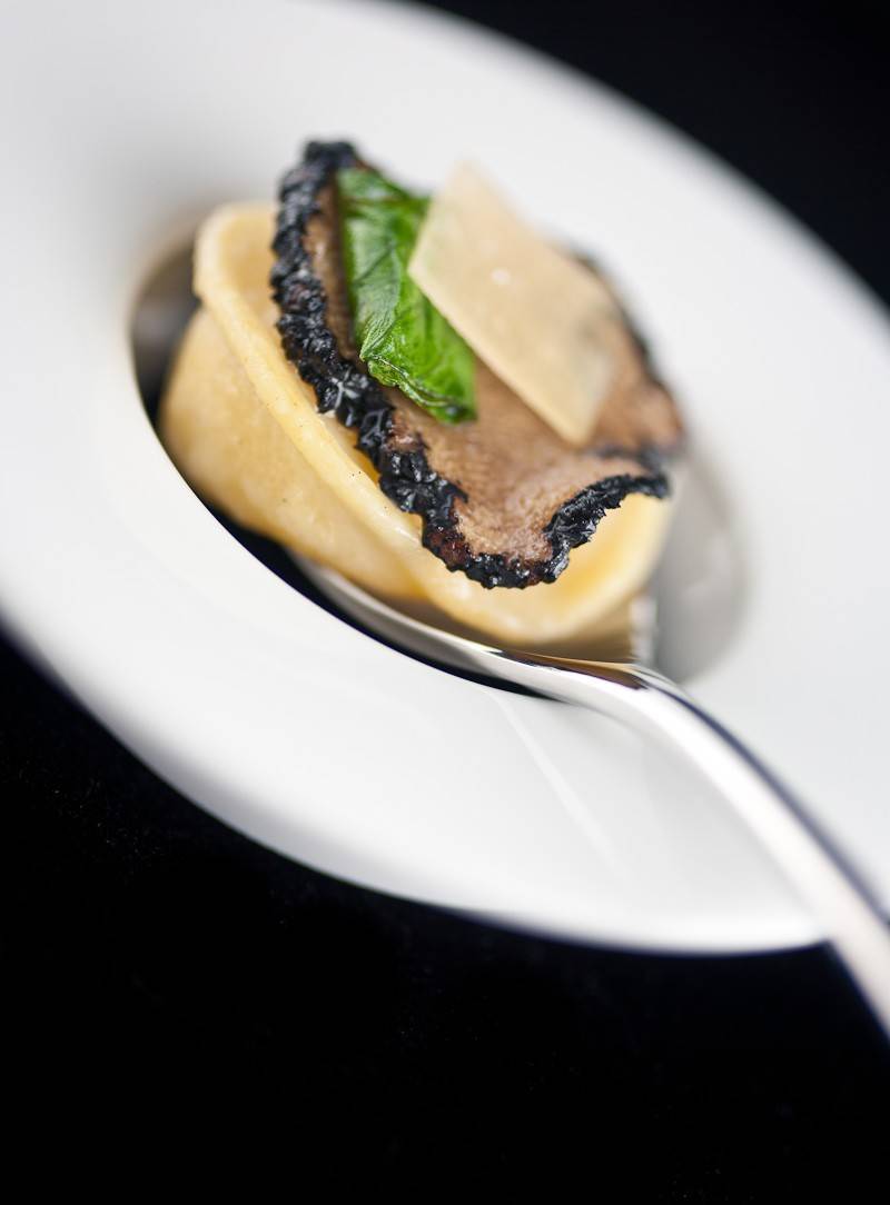 TAmor07's tweet photo. Just discovered a hidden gem in downtown Brooklyn — their truffle mushroom ravioli is absolute heaven, fresh pasta that melts in your mouth!  Must-try for all foodies! #NYCFood https://t.co/zCd3bUL5WH
