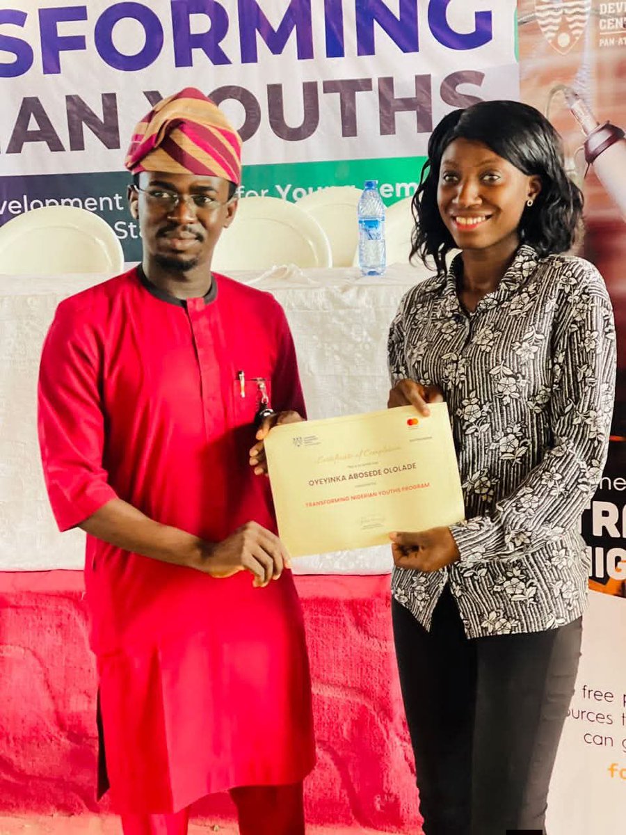 samsonn_e's tweet photo. HON. (ENGR) ABIOLA AWOYEYE, DURING HIS 3½ YEARS IN OFFICE ALSO EMPOWER THE YOUTH. THIS MEANS, HE CATER FOR BOTH OLD, YOUTH AND CHILDREN. HE DESERVES A SECOND TERM BECAUSE I KNOW, AND TRUST HE'D ADVOCATE FOR MORE DEVELOPMENT AND BRINGS FORTUNE INTO THE LAND. https://t.co/g1urAAKmSU