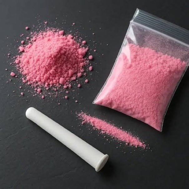 BrielleO31's tweet photo. Ever tried Pink Coke? 🤯 https://t.co/T5JCKQ8BN2