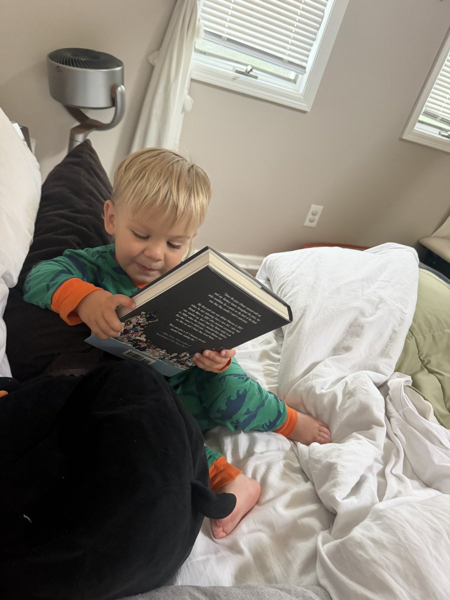 HeinsNic's tweet photo. Wife sent me this. Kids reading the book before I can! @PardonMyTake @BarstoolBigCat @PFTCommenter @Philly_Mays @PardonMyMeme https://t.co/s792AsxqNJ