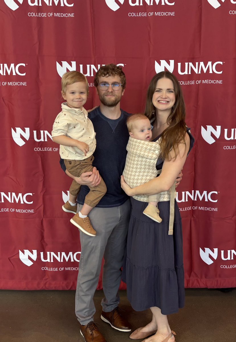 NeurologyUNMC's tweet photo. 🌟Introducing our PGY-1s🌟

Dr. SETH SPRINGER, MD

Hometown: Cedar Bluffs, NE
Medical school: UNMC
Plans after residency: General Neurologist
If you were a reflex, which one would you be and why? “Patellar, because I’m not finicky”
Fun facts: NE native, loves fishing, has 2 boys https://t.co/isaccD27w0