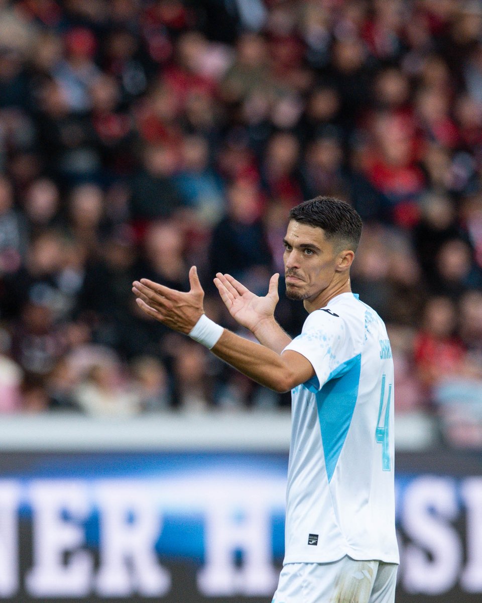 NKRijeka's tweet photo. 🦈 Forza Rijeka i kad ne ide... 🔵⚪
 
#ZajednosmoRijeka #HNKRijeka #UECL https://t.co/OELxgLTMp7