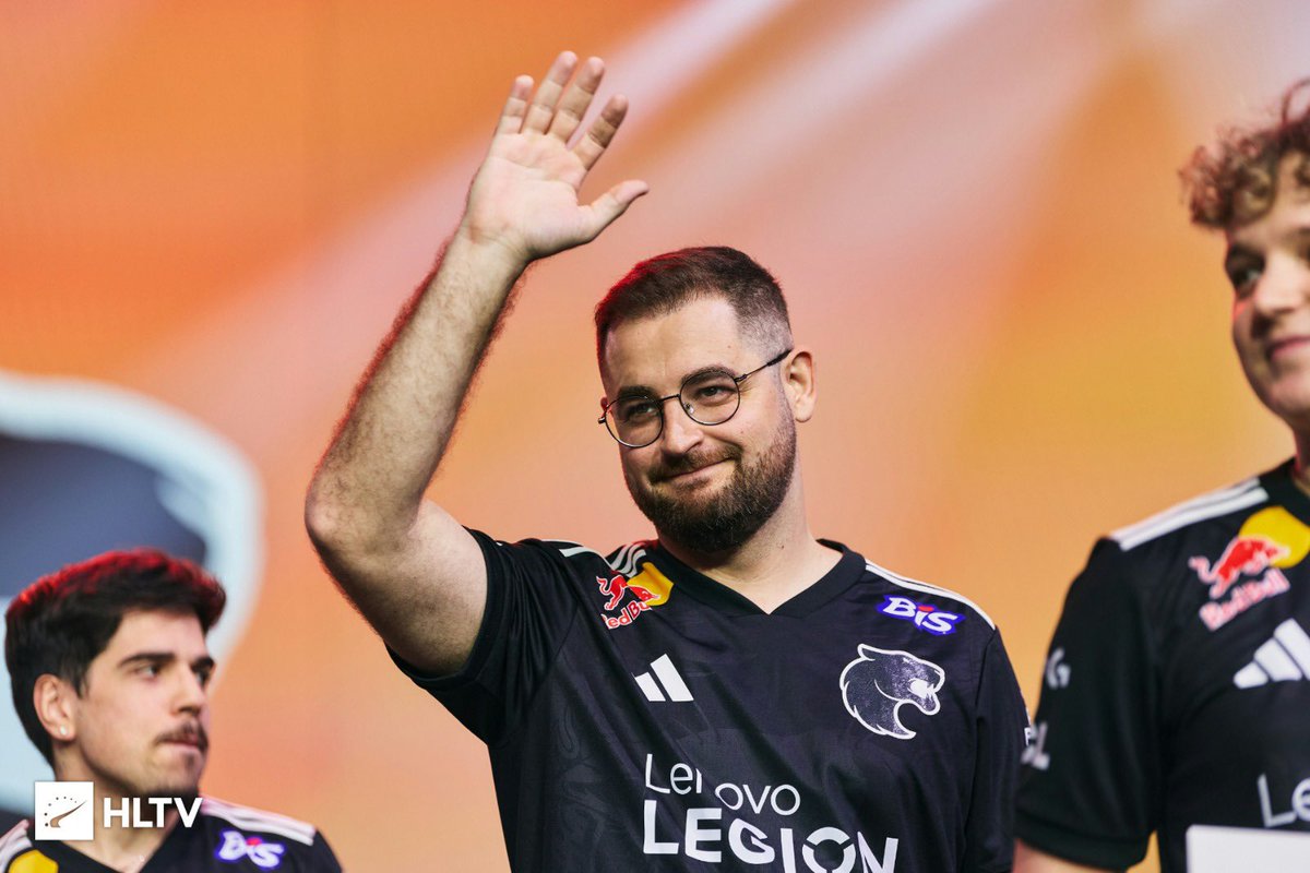 FalleNCS's tweet photo. Classificados para as semifinais da EWC! 🔥

Agora, aproveitando esse dia sem jogos, vamos descansar, ajustar os detalhes e manter o foco no nosso objetivo. Um passo de cada vez!

Dia de FURIAAA! VAMOOOOOO! 🐾🔥 https://t.co/tfzAHu0UuN
