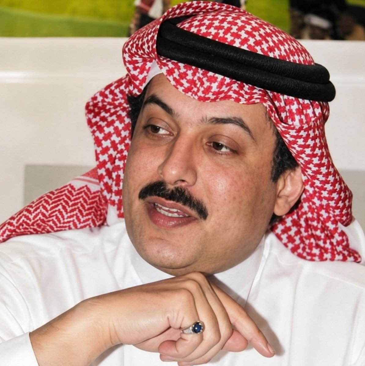 hrhalbadr's tweet photo. سيدي الامير فيصل بن يزيد الحمد لله على سلامة الوصول ونورت الرياض
بعودتك يا طويل العمر….
عودا حميدا والله يديم عليك الصحة والعافيه ويحفظك وين ما كنت🤍🙏🏽

#الرياض_الآن 🇸🇦
#سلامة_الاسفار https://t.co/5DCRBEvhFF