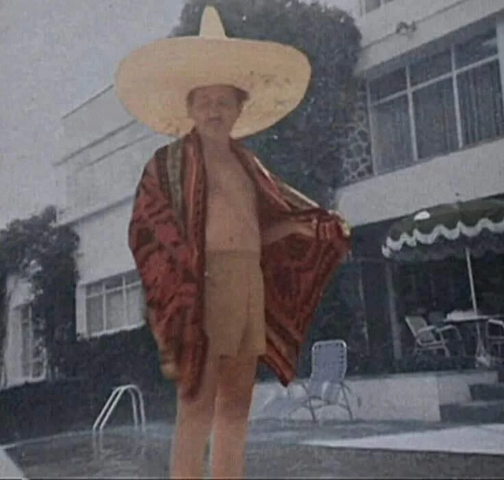 exquaesitor's tweet photo. Sam Giancana in Mexico https://t.co/NmReC2Loeb