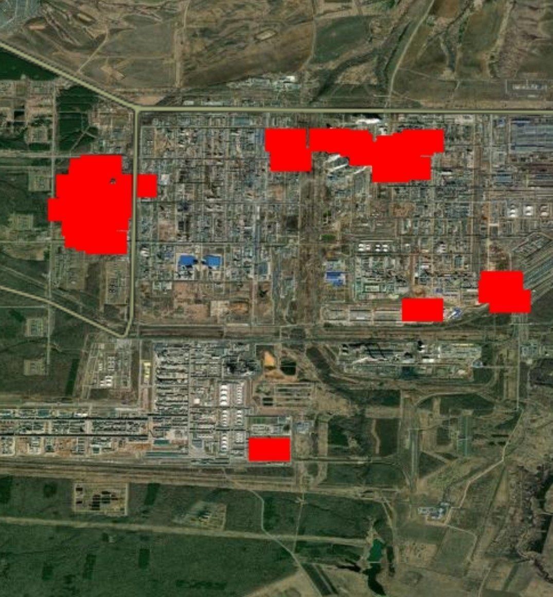 0_Front's tweet photo. Produzir é apenas metade do problema.

É preciso conseguir escoar.

Enquanto a TANECO era atacada, houve sinais de incêndio no terminal de Volna,em Taman.

Refino de um lado,Exportação do outro.

A Deep Strike começa a pressionar diferentes pontos da mesma cadeia.

📲@Frontdekiev https://t.co/EpbLYwYRvL