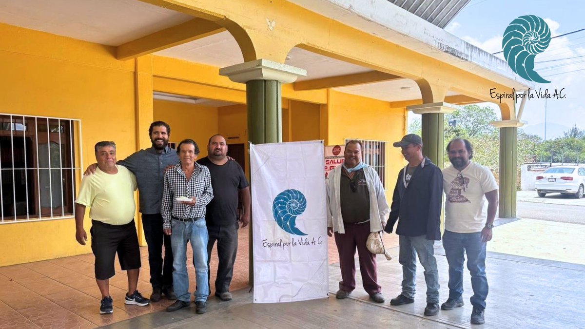 EspiralAC's tweet photo. En el municipio de Rojas de Cuauhtémoc  compartimos el Círculo de reflexión “Hombres que trabajan por la equidad de género en la familia y la organización”, dirigido a hombres de la comunidad.👨‍👩‍👧‍👦🤝

#EquidadDeGénero #Masculinidades #NuevasMasculinidades #VidaLibreDeViolencia https://t.co/k60jJbvkSW