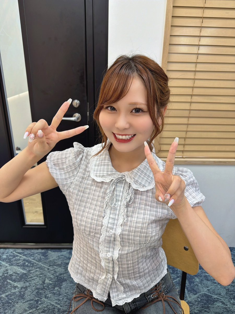 Artistspoken2's tweet photo. ／
🐟煮付け食べよう！
＼

今週は📻
・イマフレランチも〜始めますか〜♩
・花菜ちゃんにとってアイドルのRootsな話🎤🧡
・煮付け食べたってことは見てくれるよね！？　etc…

🍽️💮 #花菜ちゃんのイマフレランチ
🔗 https://t.co/boCrUdCrBU
🕛 毎週金曜12:00配信
📬 友達感覚でタメ口レター送ってね⭐️
テーマ：ランチドラマ / 懺悔室 / ふつおた