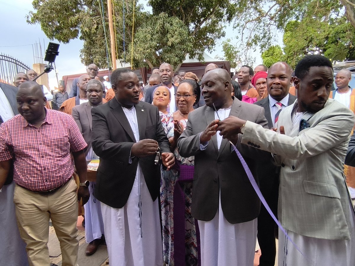 mpigifiles's tweet photo. The Mbaale Heritage Experience Centre has been launched at Mbaale-Mawokota, alongside plans for the Ndiga Clan Museum. Leaders stressed heritage preservation, tourism, infrastructure and collaboration to unlock Mpigi’s cultural and economic potential. https://t.co/i5xwQ5crS4