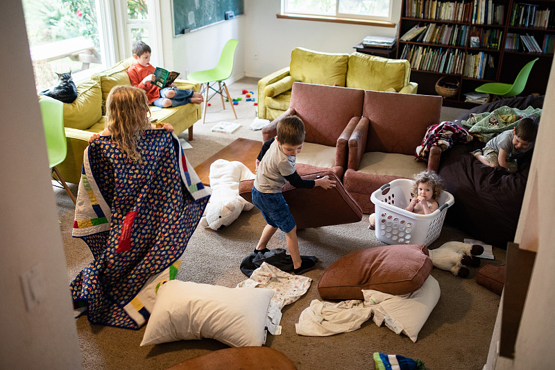 discotopia's tweet photo. Spent the afternoon building pillow forts u0026 racing toy cars with my little buddy  Best weekend vibes! https://t.co/GXE8kHUhd1