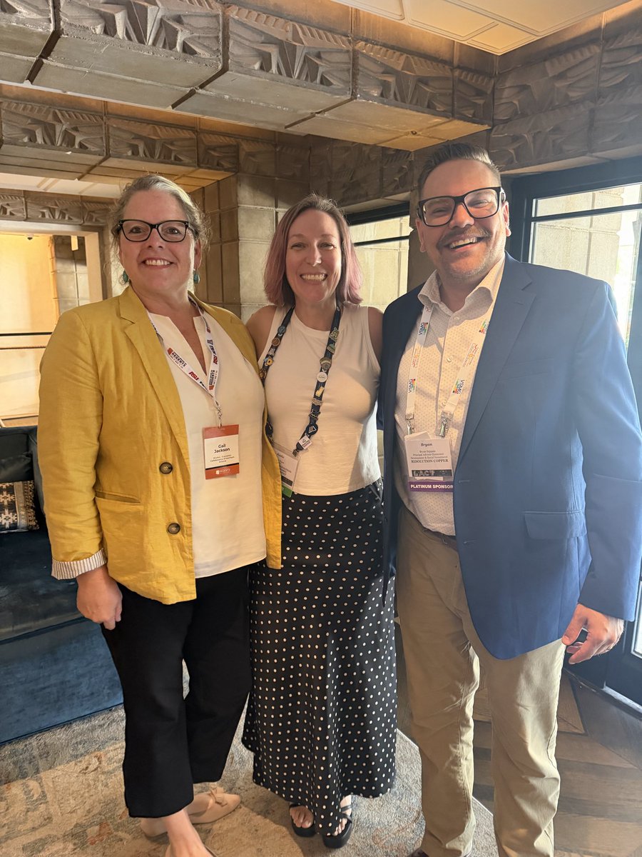 seppala_bryan's tweet photo. Great to see my economic development colleagues and friends at @AzCities #LACT26! #AAEDinthewild @_AAED @resolutioncu https://t.co/YrosuvBsjq