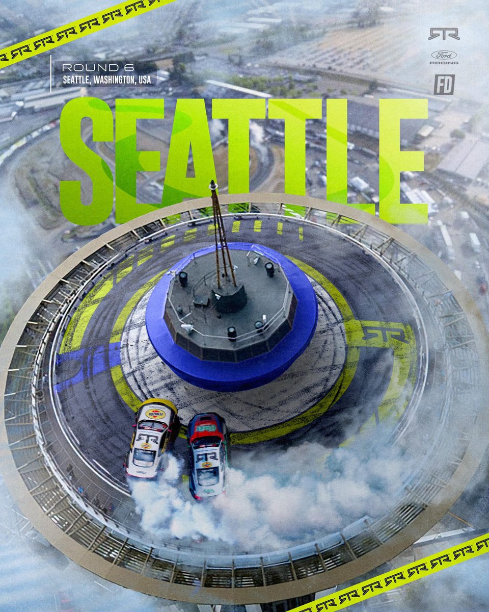 HarrisLue's tweet photo. Sharing here because I put @RTR_Vehicles drift cars on top of the space needle… @FormulaDrift is in Seattle this weekend y’all… Watch it on @RACERHQ #FDSEA https://t.co/XMYITwdCui