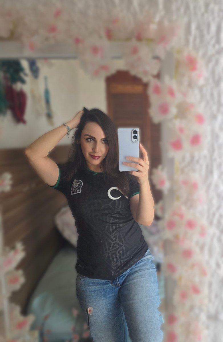 PauV_F1's tweet photo. Cheri cheri lady 🎶

[👕 de @FormulaXtreme 🔥] https://t.co/jCgtAqXvMZ