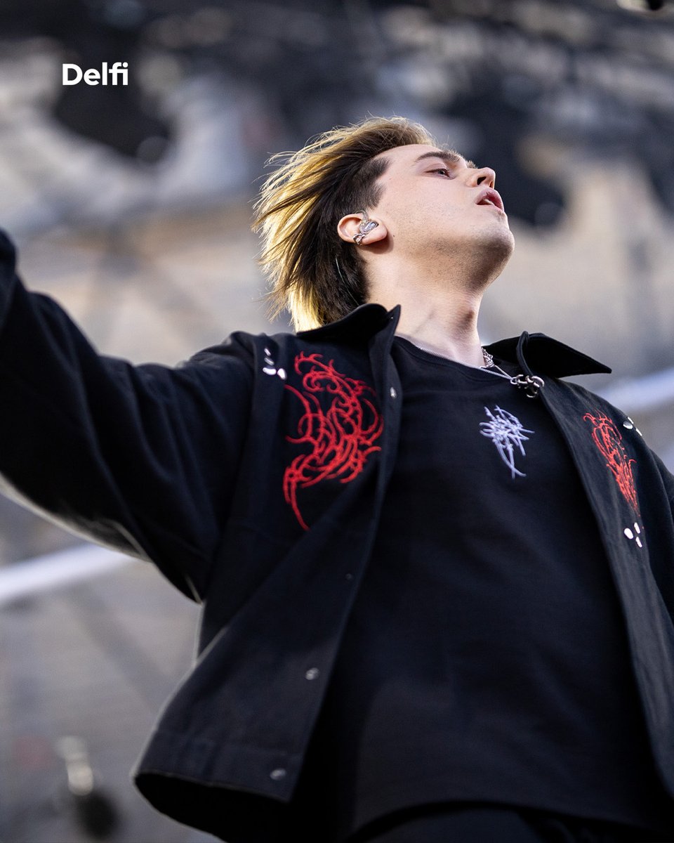 KatarsisAccess's tweet photo. 📸 Some outstanding pictures of the #Katarsis show at Lukiškės Prison 2.0 were released as they performed today (20.08)

cr: @/delfilietuva on Instagram (Ervin Rauluševičius) https://t.co/AlLHerGxDQ