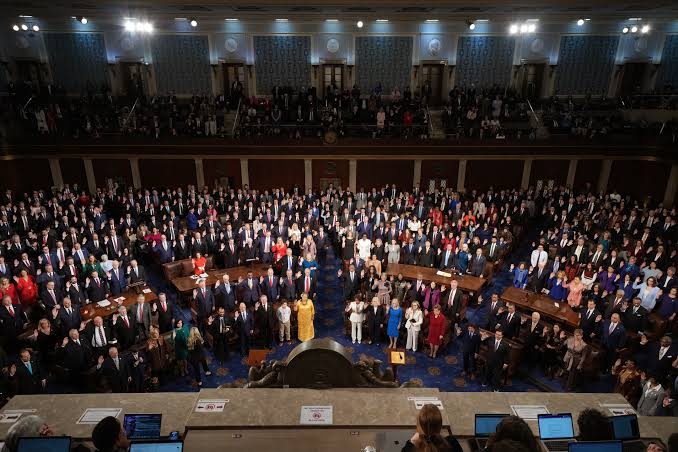 AmericanVsGov's tweet photo. #HoldTheCrooksAccountable

Its all of them! Not a single party! https://t.co/KyISDQnvQf