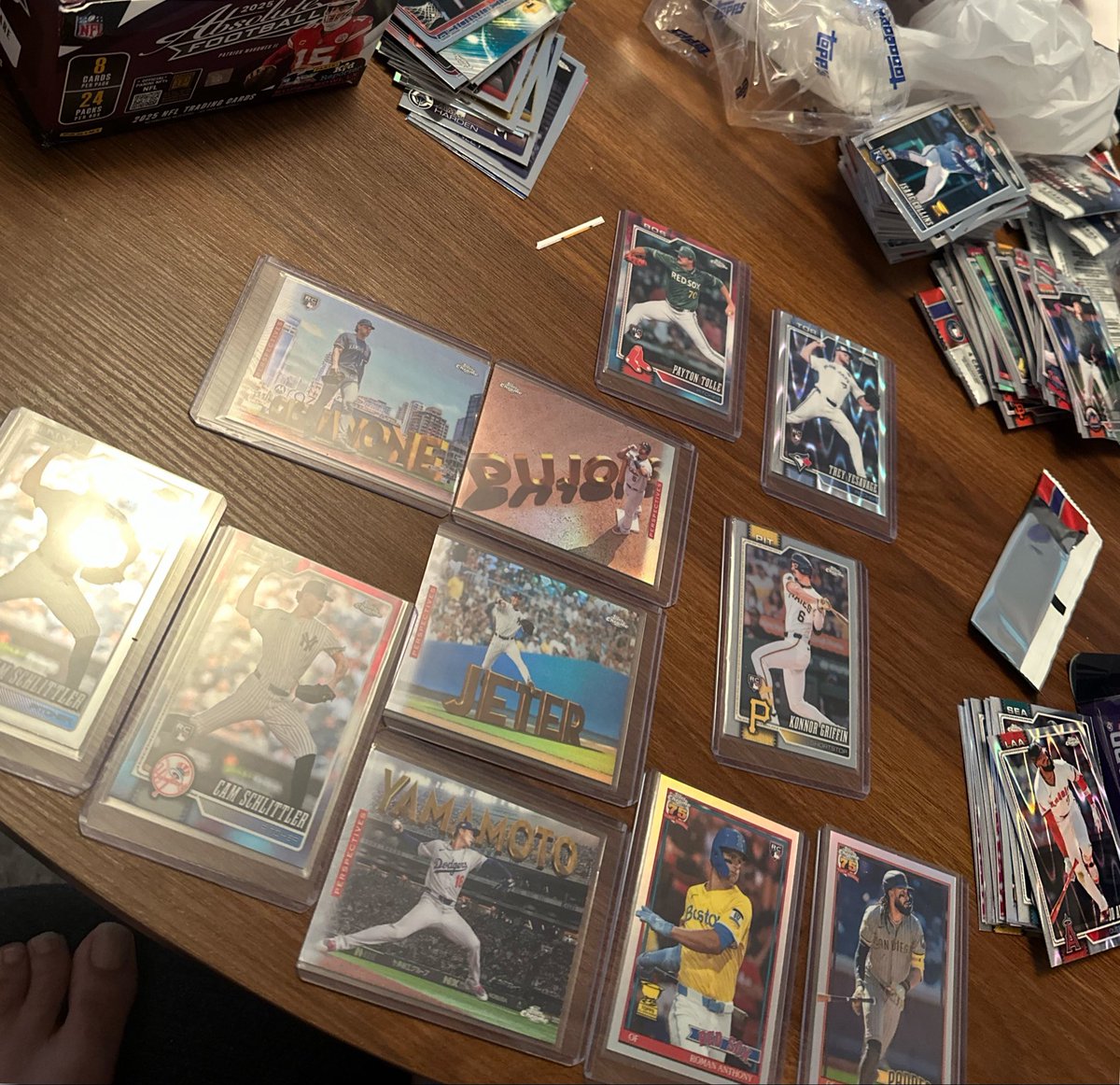 brecjr's tweet photo. Not a bad lil rip day 
@CardPurchaser https://t.co/YWrvUpOXoG