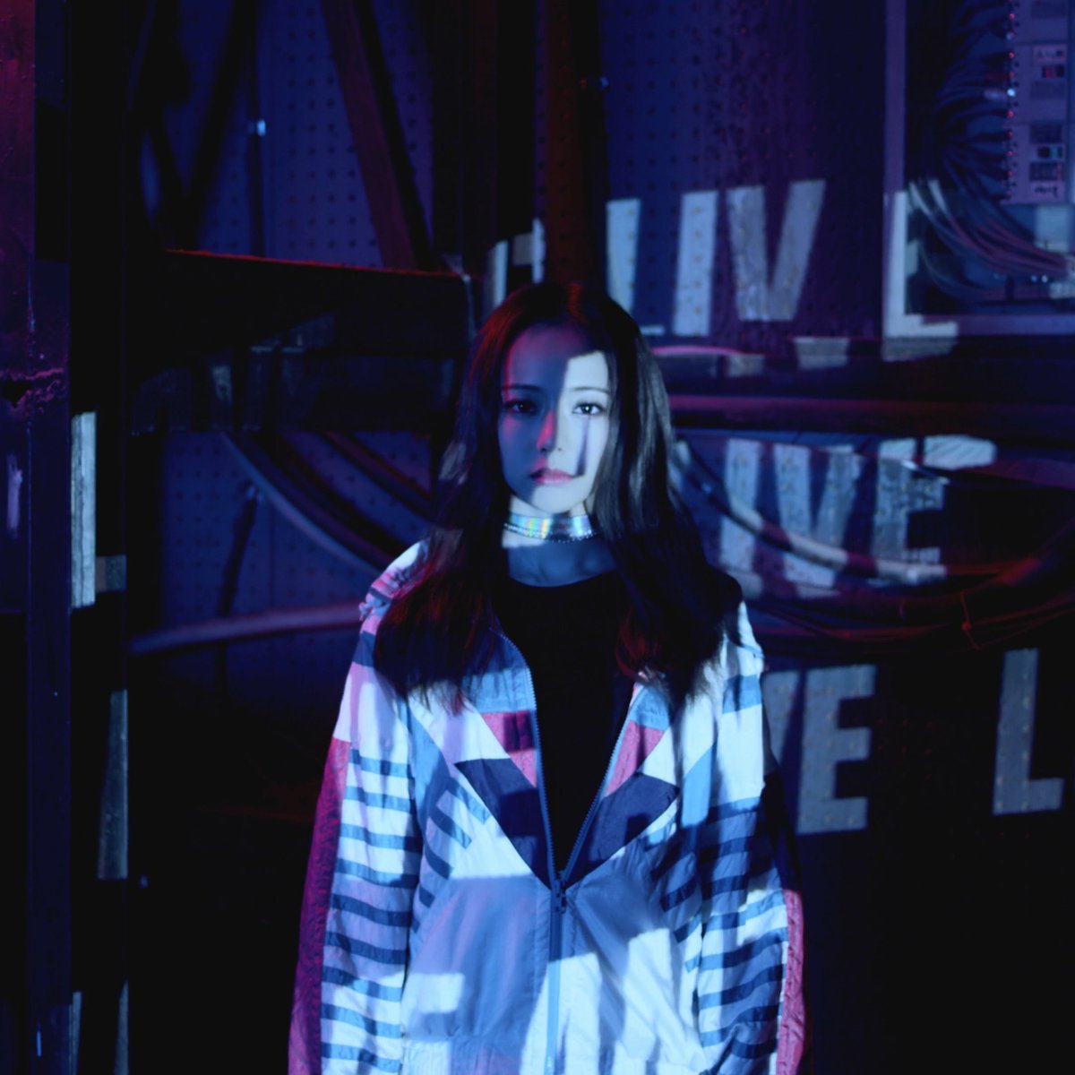 hourlymoka's tweet photo. LOONA really gave us the cuntiest, most stylish imagery in kpop https://t.co/zI7Qe68Pvg