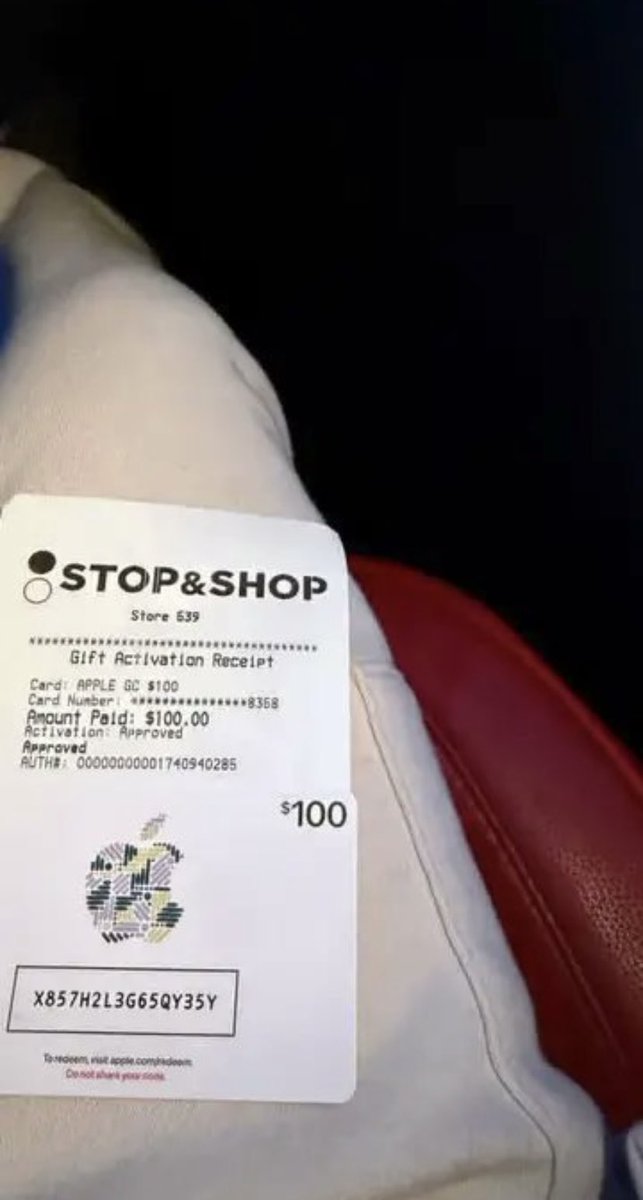 Johnsmithixiw's tweet photo. Already I got the card $100 what can I get? https://t.co/oOnydULWXe