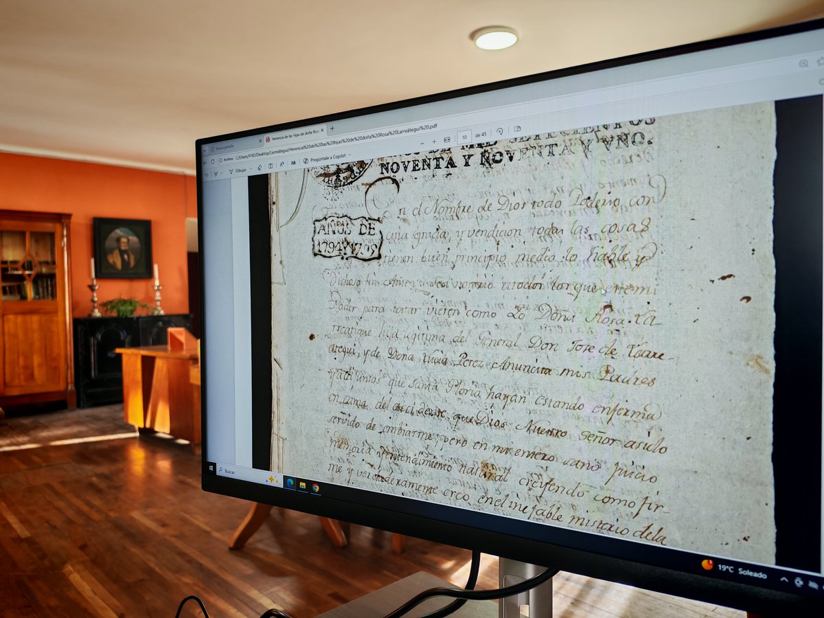 GabrielCampos_A's tweet photo. Hace unos días encontré el testamento de mi antepasada doña Rosa de Larreátegui. Un documento que vuelve a dar voz a la historia familiar y a la memoria de Charcas ✨
.
.
. 
#art #genealogía #HistoryTime #Archivo #papel #charcas #audienca #laplata #Bolivia https://t.co/LVHtL6PGOQ