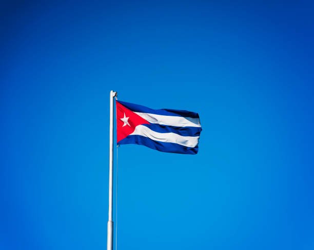 BrunoRguezP's tweet photo. The #US Secretary of State continues to punish Cuban companies with the deliberate purpose of harming our economy and prevent the government of #Cuba from guaranteeing basic services for the population, which are already faced with a critical situation as a result of the blockade.

He is hindering in particular, the transportation of containers carrying foodstuffs, medicines and medical devices, most of them purchased by Cuban private micro, small and medium size enterprises.

In his failed obsession against Cuba, he has now punished executives and officials from ICAP, an institution that, for more than six decades, has promoted friendship, international solidarity, justice and peace, quite the contrary to what the Secretary of State has always promoted through its corrupt policy.