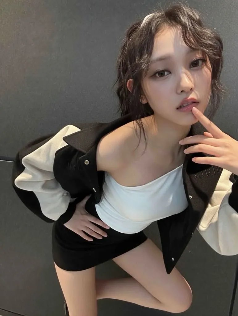 KNwjs2's tweet photo. New channel, uncensored content 🔥💦

https://t.co/K9e3N5xuPL https://t.co/zOKipkIKqz