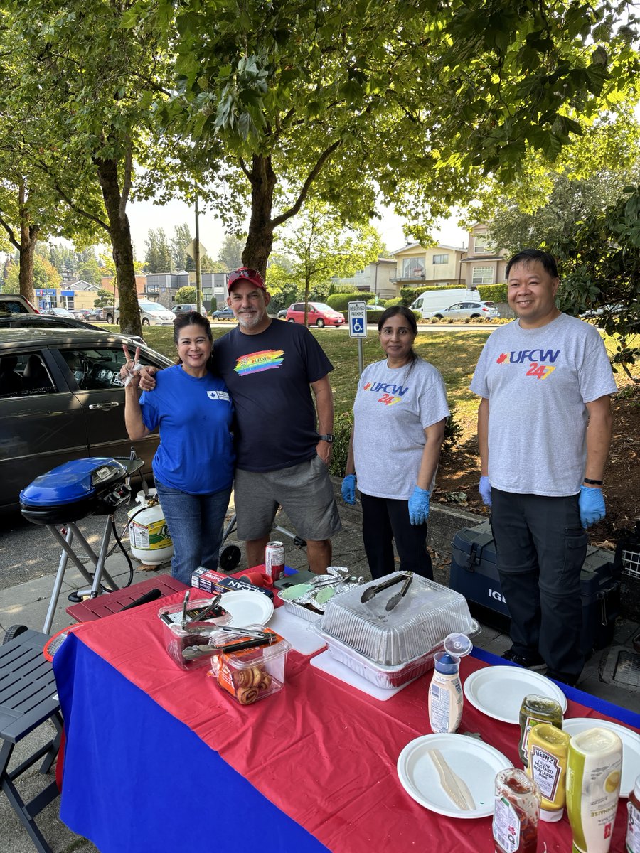 UFCWLocal247's tweet photo. Our Union Summer BBQ events have been a blast so far! In the weeks leading up to Labour Day, we'll have hosted 22 events in communities across the province, having food and fun and sharing union info with members. 

Join us at an upcoming event! https://t.co/acOwIWvkAY https://t.co/tIzzDUMR0j