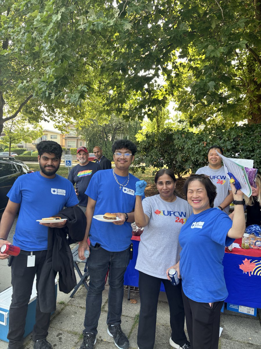 UFCWLocal247's tweet photo. Our Union Summer BBQ events have been a blast so far! In the weeks leading up to Labour Day, we'll have hosted 22 events in communities across the province, having food and fun and sharing union info with members. 

Join us at an upcoming event! https://t.co/acOwIWvkAY https://t.co/tIzzDUMR0j