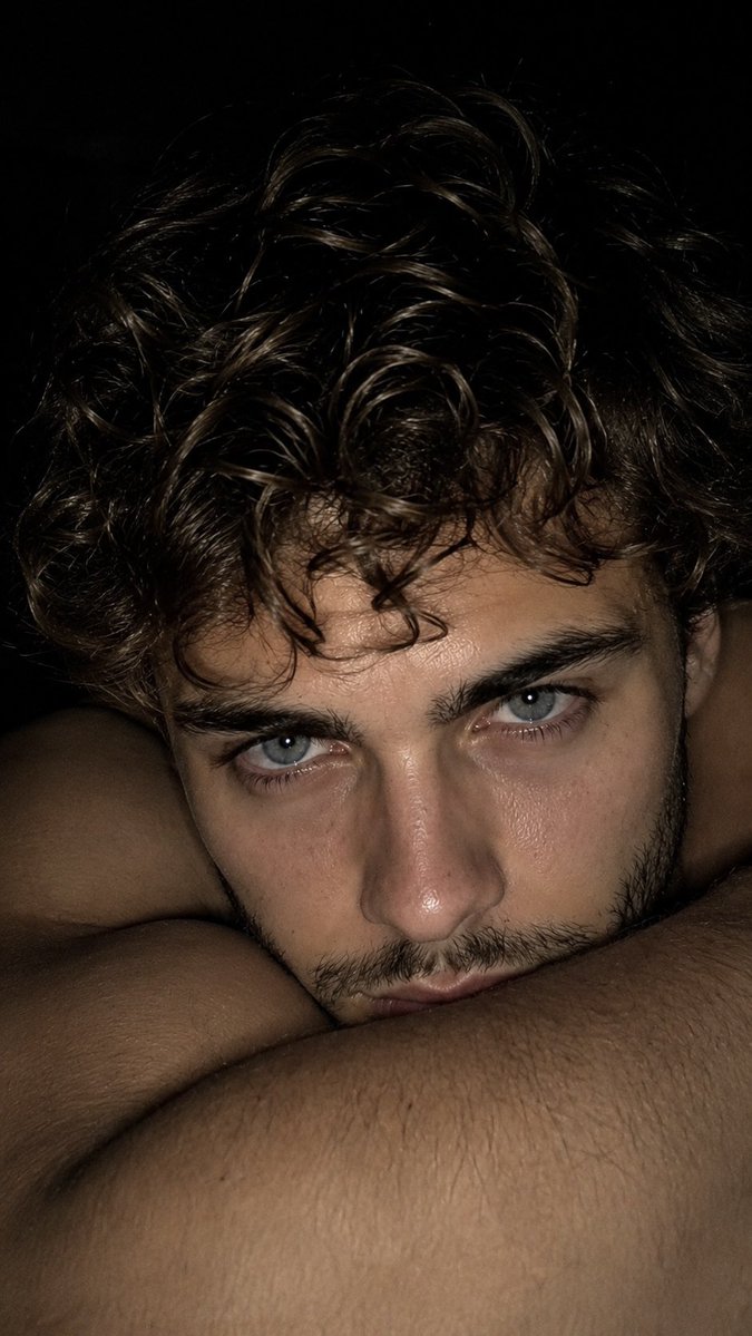 LukaZacj's tweet photo. Beauty is in the eye of the beholder https://t.co/5BGNUEriCn